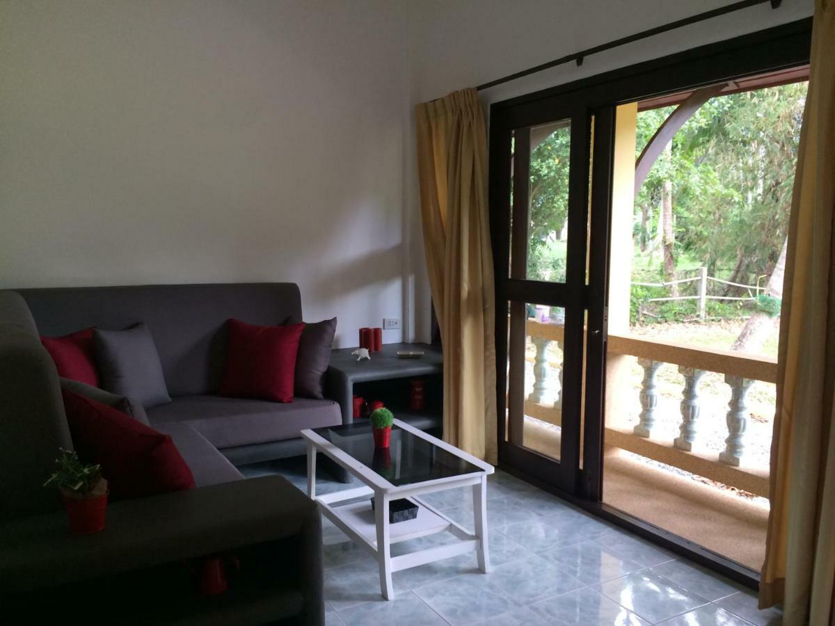 Marilyns Residential Resort Maret Exterior foto